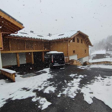 Appartement Familial Neuf Pres Du Village, 3 Chambres, Balcon Sud, Parking, Proche Ski-Bus, Samoens - Fr-1-642-80 Bagian luar foto